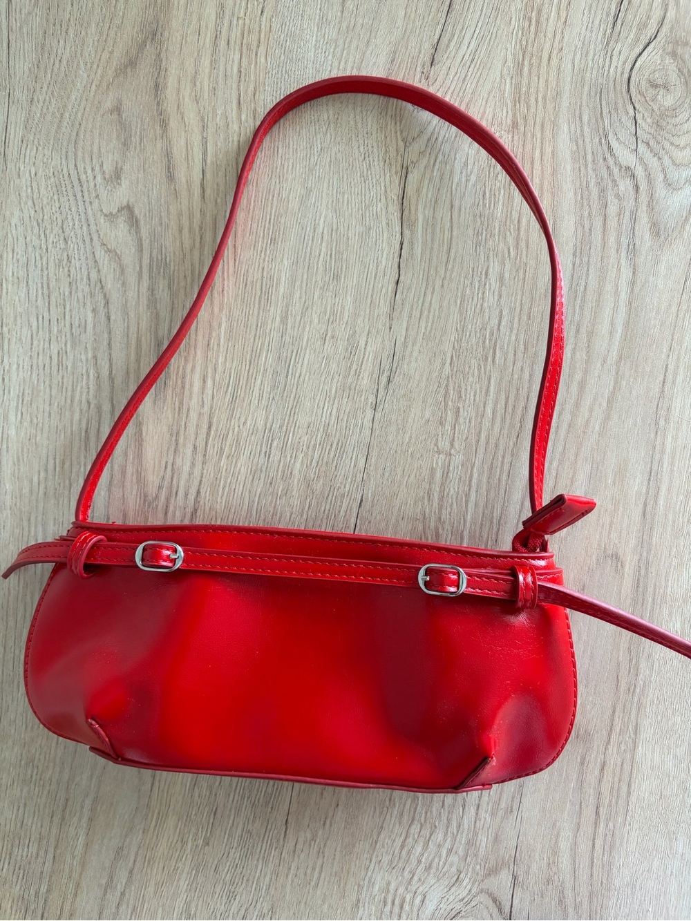 Red Women’s Shoulder Bag - Sleek Minimal Design